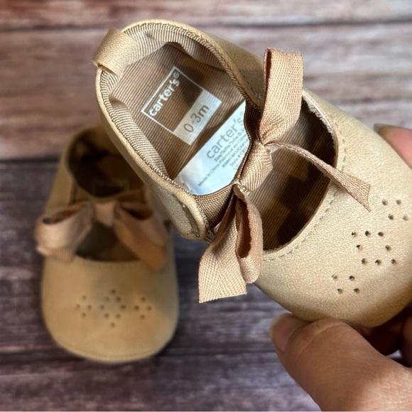 Carter's Baby Girl Tan Ribbon Mary Jane Crib Shoes - Picture 6 of 8
